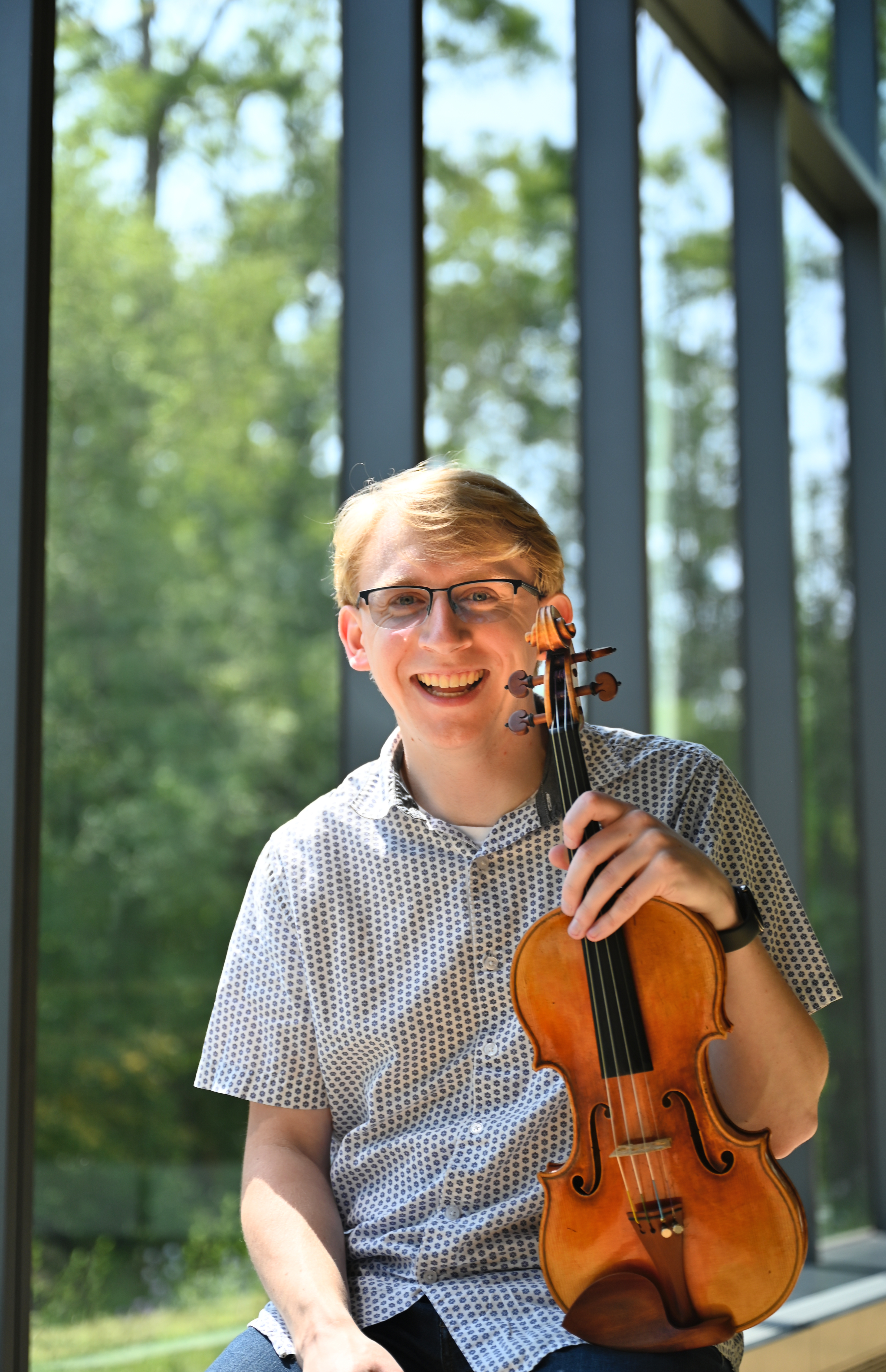 violin portrait